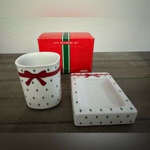 Vintage Festive Bathroom Set with Red Bow Design (NWT)
